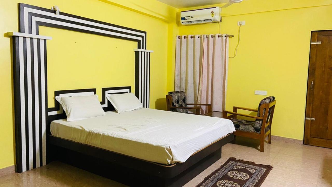 Hotel M J Residency Пури Экстерьер фото
