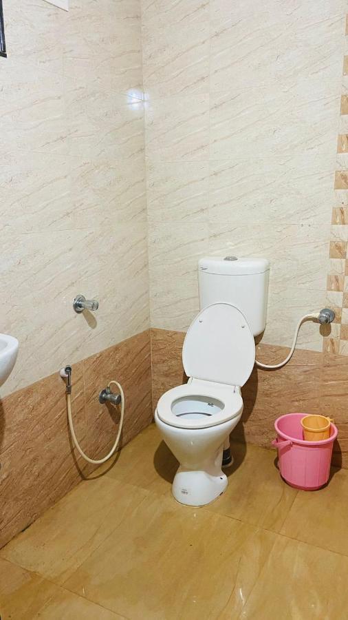 Hotel M J Residency Пури Экстерьер фото