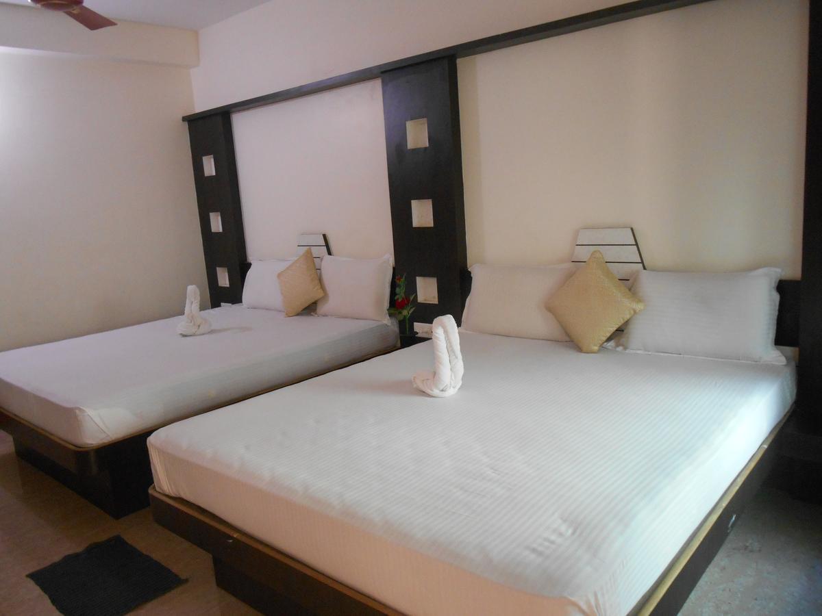 Hotel M J Residency Пури Экстерьер фото