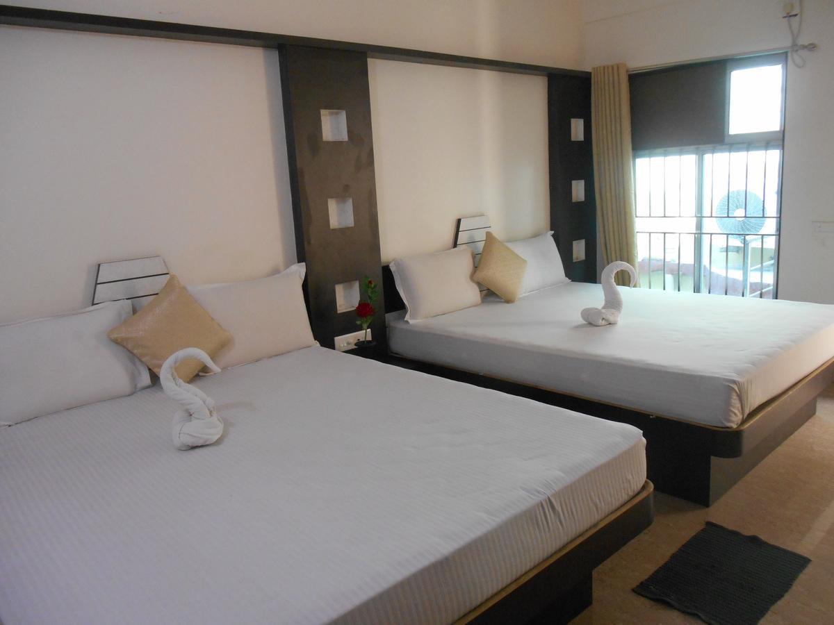 Hotel M J Residency Пури Экстерьер фото
