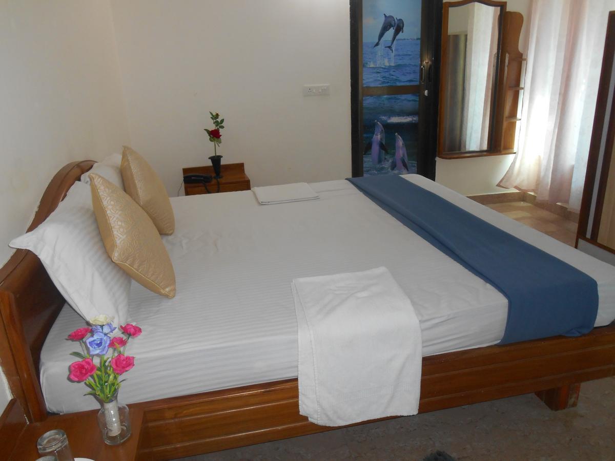 Hotel M J Residency Пури Экстерьер фото